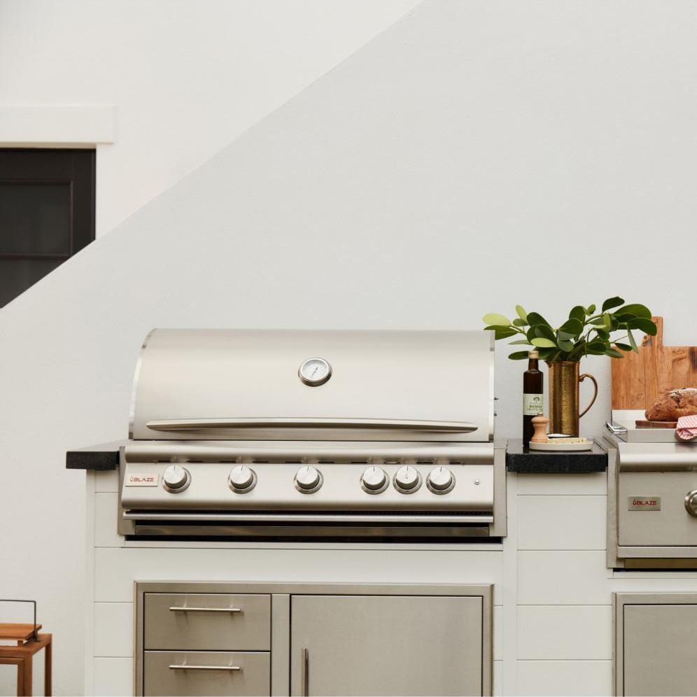 40-Inch 5-Burner Built-In Natural Gas Grill w/ Lift-Assist Hood & Rear Infrared Burner